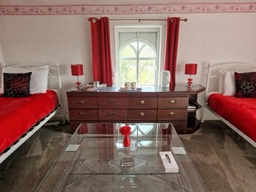Ty Llew Hotel Llandysilio Eksteriør billede