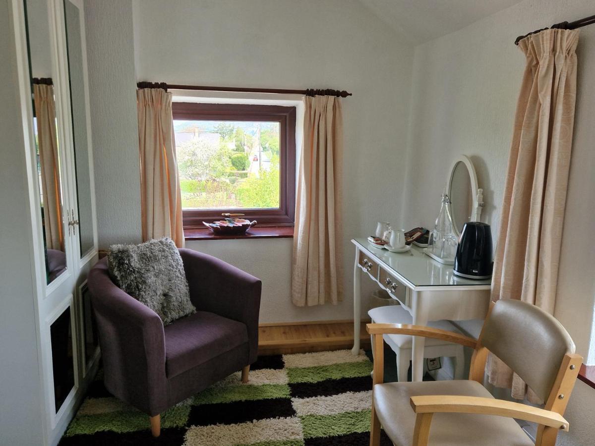 Ty Llew Hotel Llandysilio Eksteriør billede