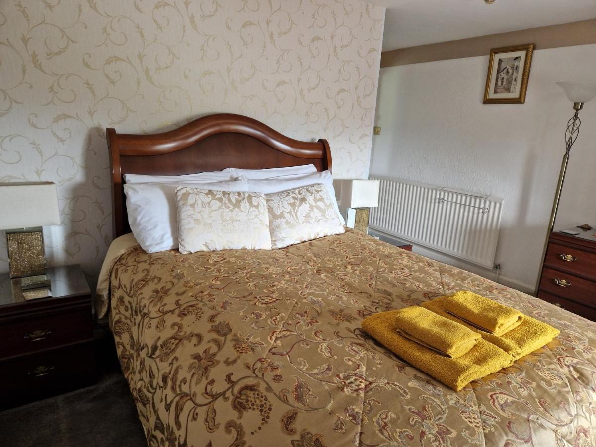Ty Llew Hotel Llandysilio Eksteriør billede