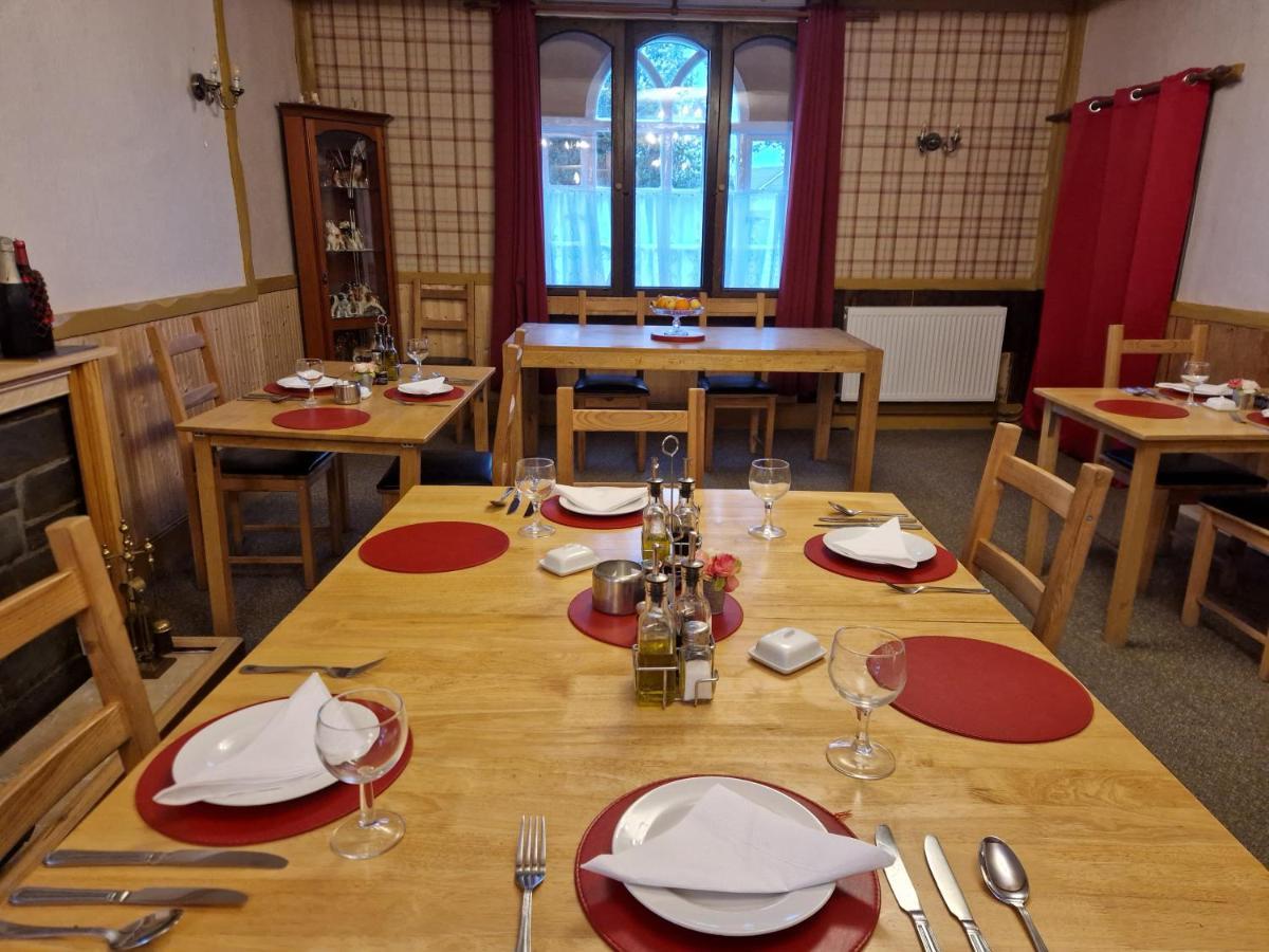 Ty Llew Hotel Llandysilio Eksteriør billede